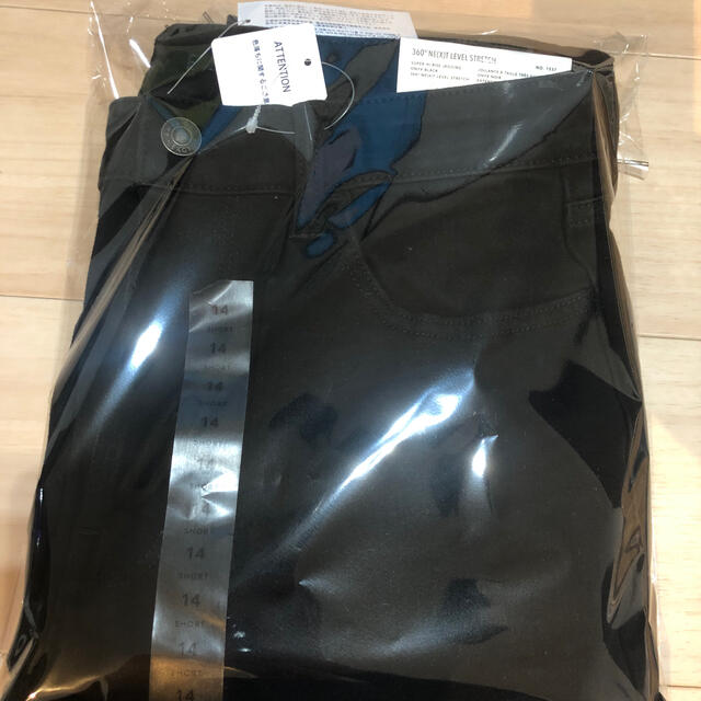 American Eagle(アメリカンイーグル)の超セール！！新品 アメリカンイーグル　スキニーデニム　ジェギング　ジーンズ　d レディースのパンツ(デニム/ジーンズ)の商品写真