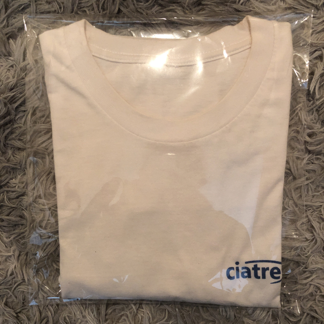 ciatre バックプリントTシャツトップス