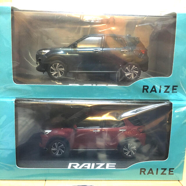 【新品未開封】TOYOTA RAIZE トヨタ　ライズ　ミニカー　非売品