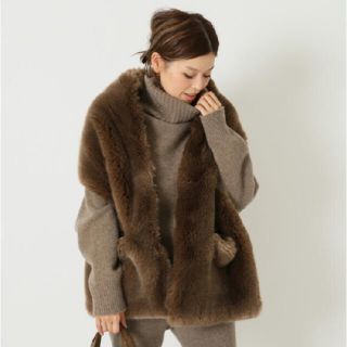 ドゥーズィエムクラス(DEUXIEME CLASSE)のA POINT ETC FAKE FUR CAPE(マフラー/ショール)