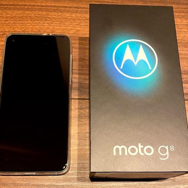 美品　moto g8 simフリースマートフォン本体