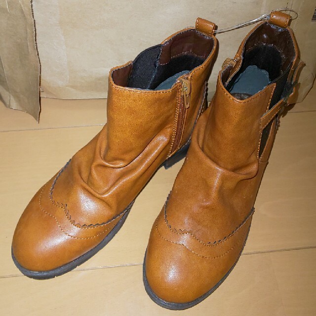 ブーツ キッズ/ベビー/マタニティのキッズ靴/シューズ(15cm~)(ブーツ)の商品写真