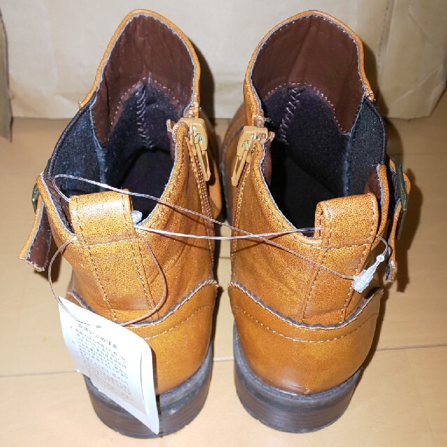 ブーツ キッズ/ベビー/マタニティのキッズ靴/シューズ(15cm~)(ブーツ)の商品写真
