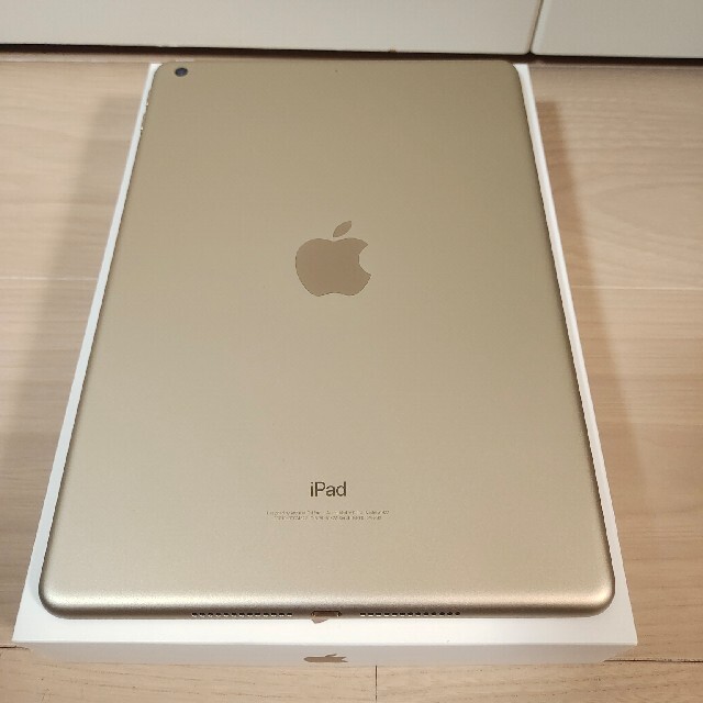 iPad 第5世代 Wi-Fiモデル 32GB ゴールド