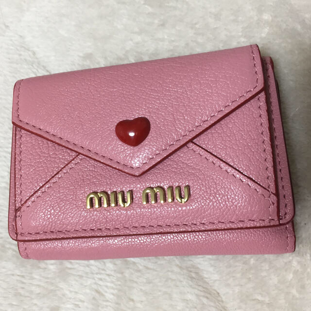 miumiu ミニ財布