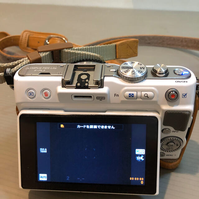 OLYMPUS(オリンパス)のOLYMPUS PEN Lite  E-PL3 ダブルレンズキット スマホ/家電/カメラのカメラ(ミラーレス一眼)の商品写真