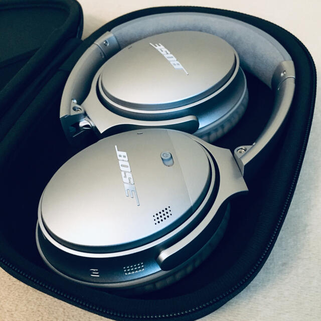 BOSE(ボーズ)のBOSE  QuietComfort35Ⅱ ワイヤレスヘッドホン スマホ/家電/カメラのオーディオ機器(ヘッドフォン/イヤフォン)の商品写真