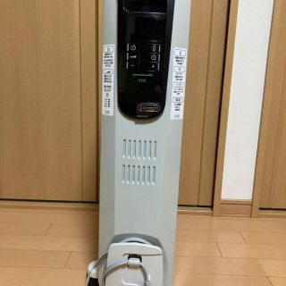 デロンギ(DeLonghi)のデロンギオイルヒーター(オイルヒーター)