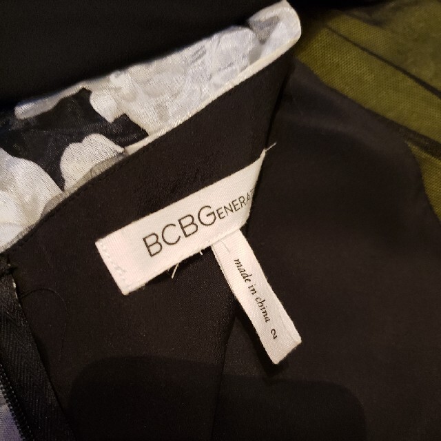 BCBGMAXAZRIA(ビーシービージーマックスアズリア)のBcbgeneration　ブラックワンピ　size2 レディースのワンピース(ミニワンピース)の商品写真