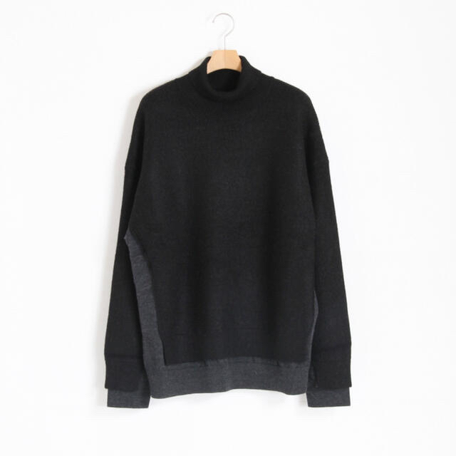 SUNSEA(サンシー)の[新品]YOKE CONNECTING HIGHT NECK KNIT LS " メンズのトップス(ニット/セーター)の商品写真