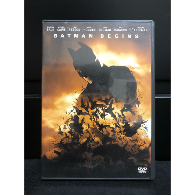 バットマン ビギンズ('05米)〈2006年1月13日までの期間限定出荷〉 エンタメ/ホビーのDVD/ブルーレイ(外国映画)の商品写真
