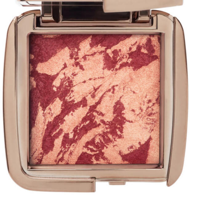 Sephora(セフォラ)のHourglass Ambient Lighting Blush コスメ/美容のベースメイク/化粧品(チーク)の商品写真