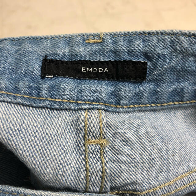 EMODA(エモダ)のEMODA ワイドデニムパンツ レディースのパンツ(デニム/ジーンズ)の商品写真