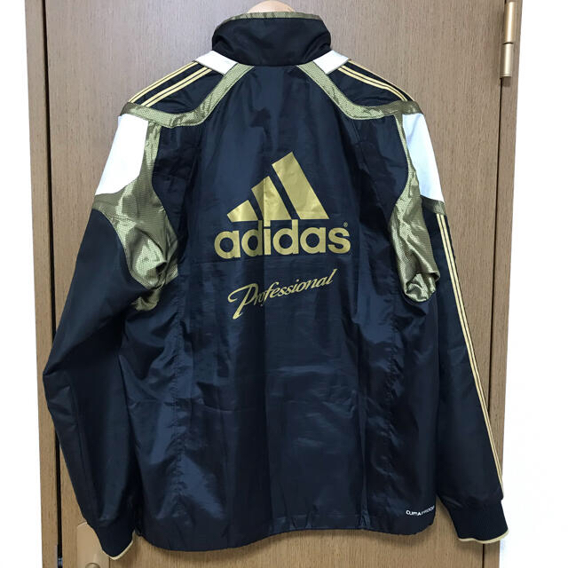 adidas　アディダス　金刺繍ロゴ　ナイロンジャンパー黒金ロゴゆったりLサイズ