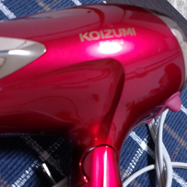 KOIZUMI(コイズミ)のKOIZUMIマイナスイオンヘアドライヤー スマホ/家電/カメラの美容/健康(ドライヤー)の商品写真
