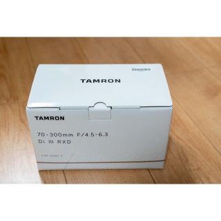 タムロン(TAMRON)のタムロン　70-300mm F/4.5-6.3 Di III RXD A047(レンズ(ズーム))