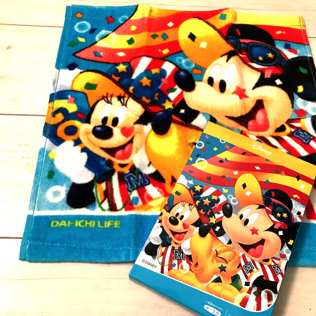 Disney(ディズニー)のディズニー　ミッキーマウス【未使用新品】タオルハンカチ  レディースのファッション小物(ハンカチ)の商品写真