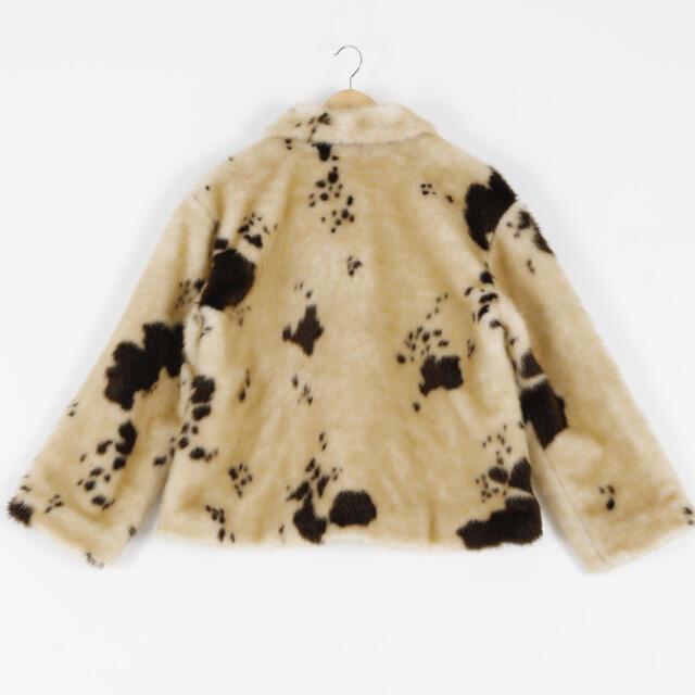 Lochie(ロキエ)のcow fur jacket 新品未使用 レディースのジャケット/アウター(毛皮/ファーコート)の商品写真