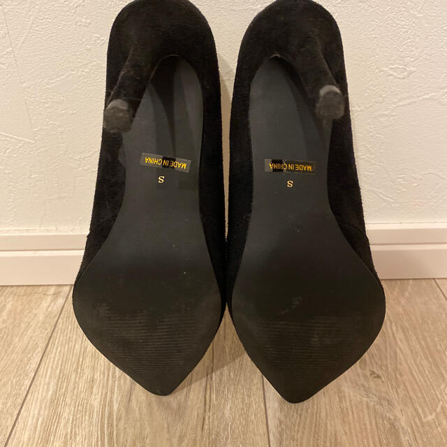 rienda(リエンダ)のrienda 黒パンプス レディースの靴/シューズ(ハイヒール/パンプス)の商品写真