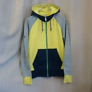 ナイキ(NIKE)の☆NIKEジップアップパーカー☆(パーカー)