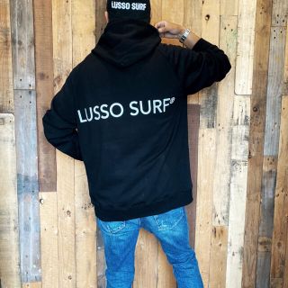 ロンハーマン(Ron Herman)の西海岸系　LUSSO SURF ビッグロゴ　パーカー　Lサイズ(パーカー)