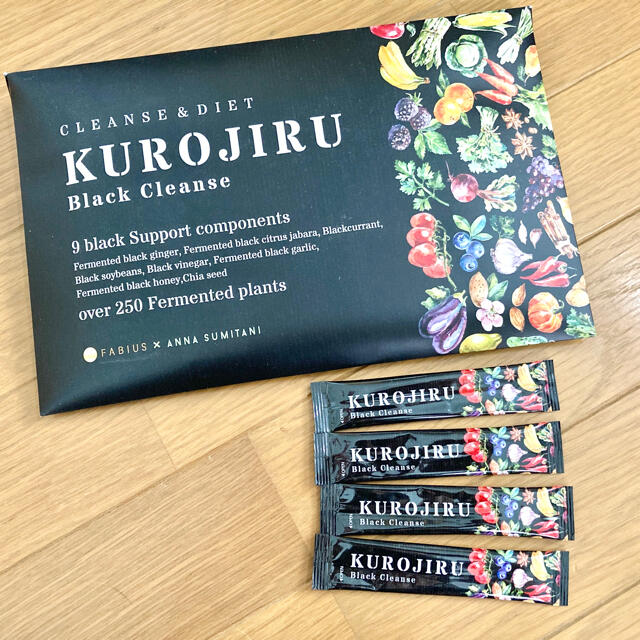【賞味期限2020年12月まで】KUROJIRU 24包 コスメ/美容のダイエット(ダイエット食品)の商品写真