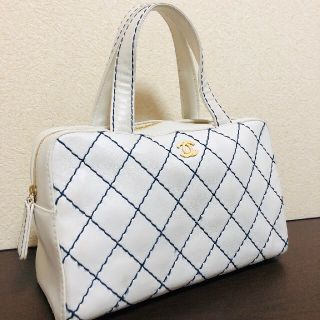 シャネル(CHANEL)のホワイト×ネイビー☆ステッチマトラッセ CHANEL シャネル ハンドバッグ(ハンドバッグ)