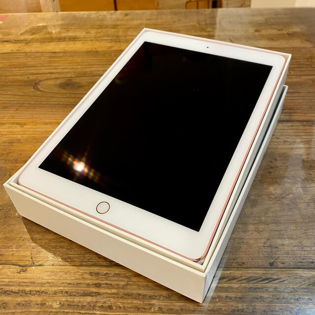 iPad 2018年モデル（第6世代）  美品 付属品あり