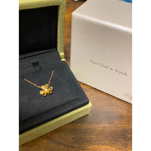 Van Cleef & Arpels - 【ちゃがまる】ヴァンクリーフ&アーペル フリヴォルミニペンダントネックレス