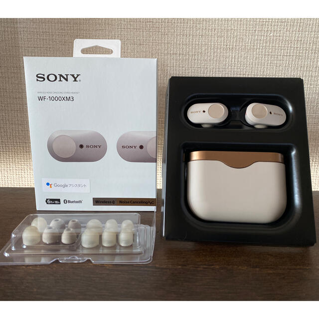 SONY(ソニー)の美品 SONY WF-1000XM3 ワイヤレスノイズキャンセリング スマホ/家電/カメラのオーディオ機器(ヘッドフォン/イヤフォン)の商品写真