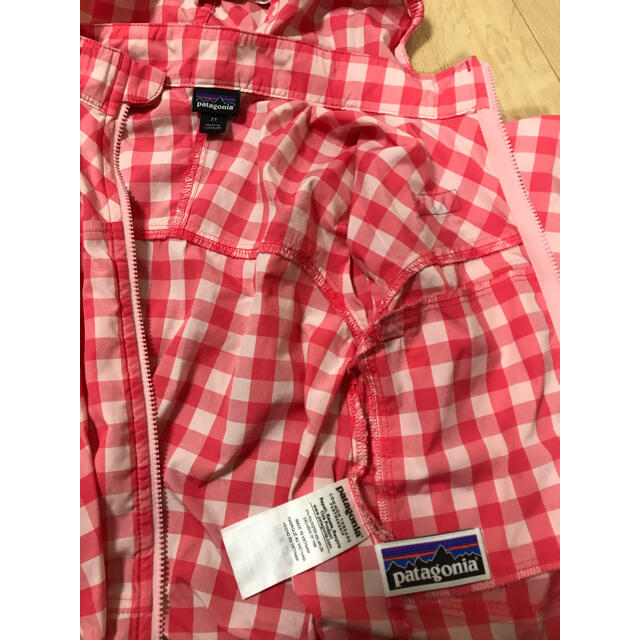 patagonia(パタゴニア)のパタゴニア　2t ウインドブレーカー キッズ/ベビー/マタニティのキッズ服女の子用(90cm~)(ジャケット/上着)の商品写真