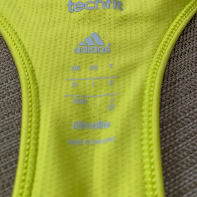 adidas(アディダス)のスポーツブラ スポーツ/アウトドアのトレーニング/エクササイズ(ヨガ)の商品写真