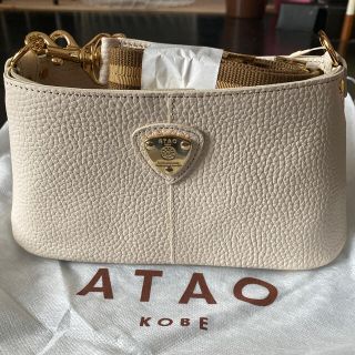 アタオ(ATAO)の新品未使用品★アタオ★プティ★アイビスホワイト(ショルダーバッグ)