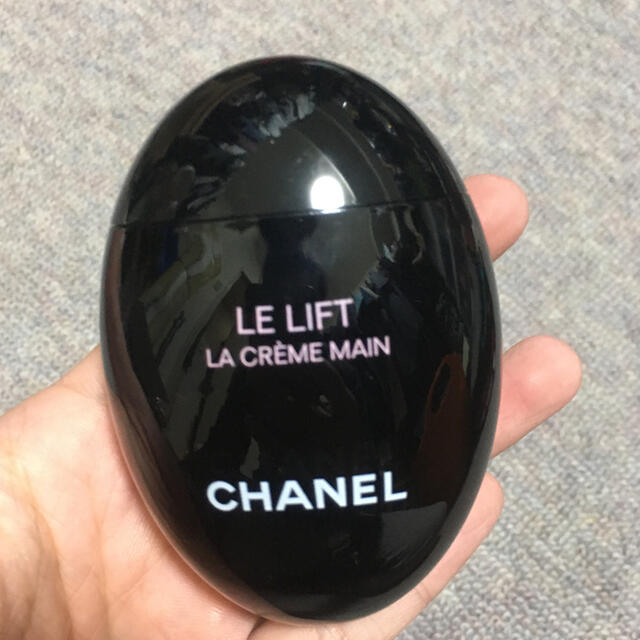 CHANEL  LE LIFT LA CREAME MAIN(ハンドクリーム)