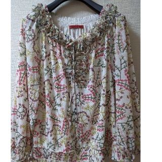 ヴィヴィアンタム(VIVIENNE TAM)のSALE★ヴィヴィアンタム　マツオインターナショナル　トップス　ブラウス　フリル(シャツ/ブラウス(長袖/七分))