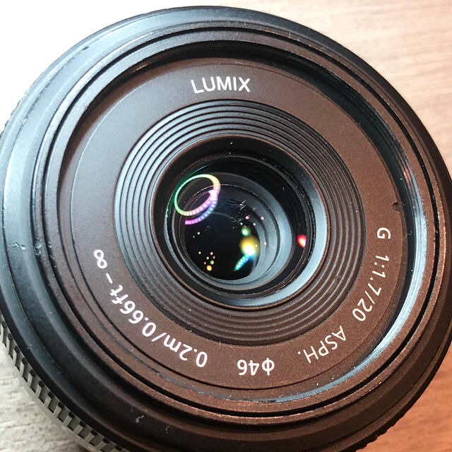 Panasonic(パナソニック)の【美品】Panasonic LUMIX  G 20mm F1.7 パンケーキ スマホ/家電/カメラのカメラ(レンズ(単焦点))の商品写真