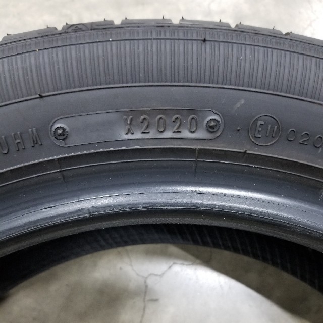 DUNLOP(ダンロップ)の165/60R 15 エナセーブEC300+ 20年20週 新車外し 自動車/バイクの自動車(タイヤ)の商品写真