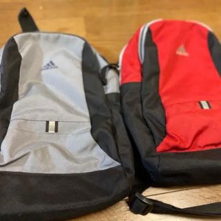 アディダス(adidas)のadidasバッグ２つ　(ショルダーバッグ)