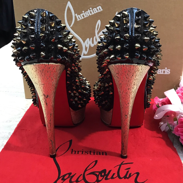 Christian Louboutin(クリスチャンルブタン)のクリスチャンルブタン　♡ レア物！mixスパイクパンプス　♡ ブラック×ゴールド レディースの靴/シューズ(ハイヒール/パンプス)の商品写真