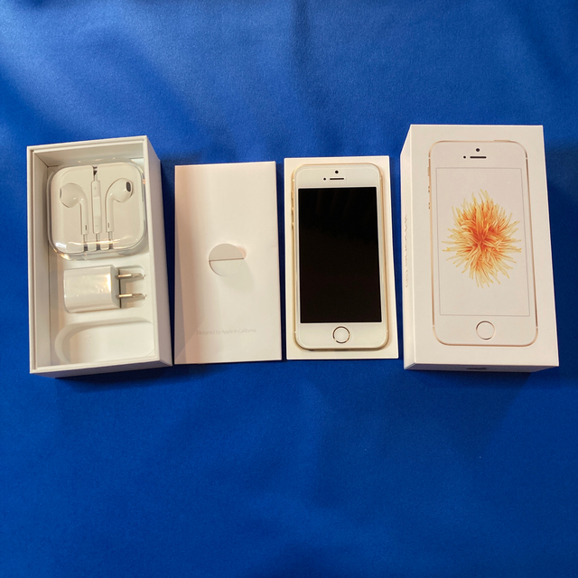 《初代》iPhone SE Gold 32GB ［未使用に近い］［SIMフリー]