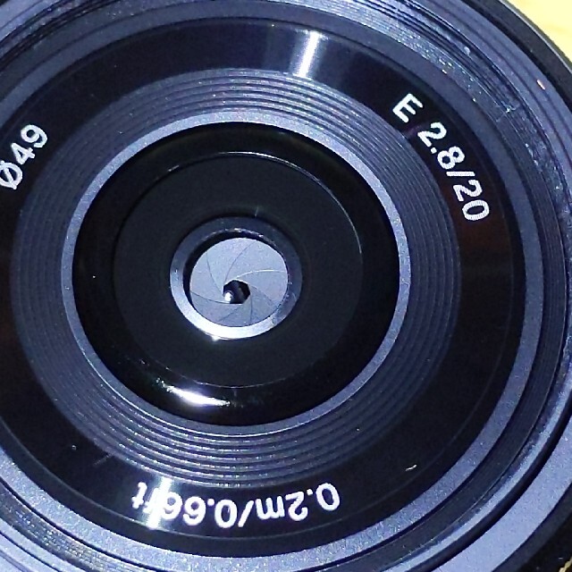 美品 動作確認済 SONY SEL20F28 フィルター フード ハードケース付 美品 動作確認済 SONY SEL20F28 フィルター フード ハードケース付