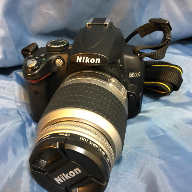 Nikon D5000 レンズキット ニコンデジタル一眼レフカメラ匿名 送料込 Nikon 正規品