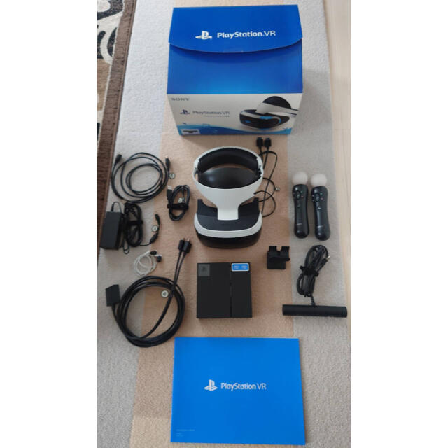 PlayStation VR(プレイステーションヴィーアール)のPlayStation VR PS Camera 同梱版 CUHJ-16001 エンタメ/ホビーのゲームソフト/ゲーム機本体(家庭用ゲーム機本体)の商品写真