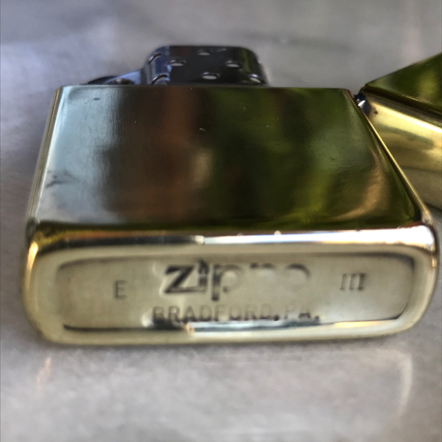 ZIPPO(ジッポー)のセール　Zippo zippo ジッポーオイルライター真鍮製 メンズのファッション小物(タバコグッズ)の商品写真