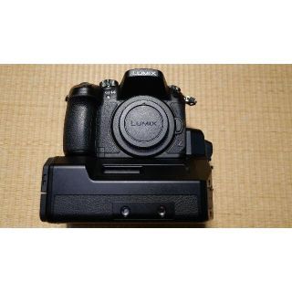 パナソニック(Panasonic)の【美品】AG-GH4U パナソニックGH4＋業務用インターフェイスユニット(ミラーレス一眼)