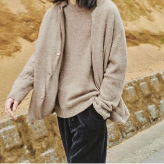 コモリ(COMOLI)のcomoli 20AW カシミヤニットジャケット　サイズ1(ニット/セーター)