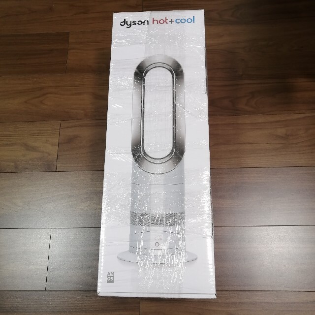 Dyson(ダイソン)の新品未使用 ダイソン dyson hot+cool AM09 ホワイト スマホ/家電/カメラの冷暖房/空調(ファンヒーター)の商品写真