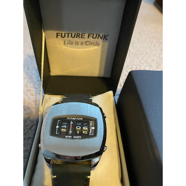 FUTURE FUNK 腕時計　フューチャーファンク