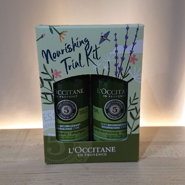 L'OCCITANE(ロクシタン)の未使用　未開封　ロクシタン ファイブハーブス ナリッシングトライアルセット コスメ/美容のヘアケア/スタイリング(シャンプー)の商品写真