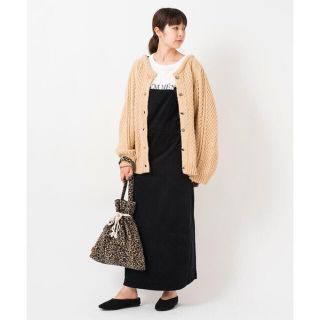 カスタネ(Kastane)の美品 カスタネ  ベロア巾着バッグ(バッグ)